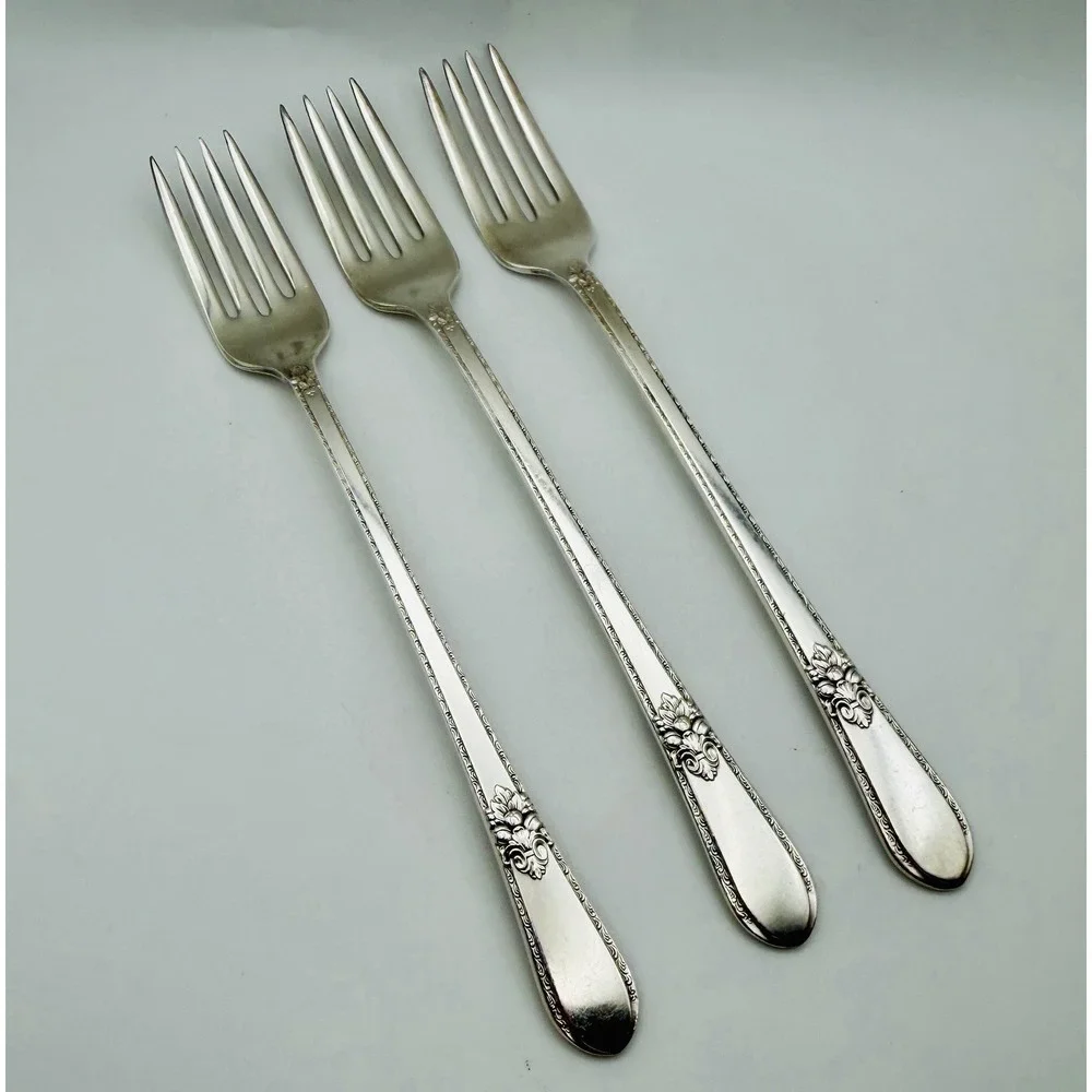Lot of 3 Vintage 1847 Rogers Bros ADORATION Grille Forks 7.75